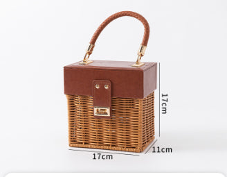 Load image into Gallery viewer, Hand-woven Rattan And Bamboo Gift Boxes, Wedding Bridesmaid Favor Boxes, Valentine's Day Gift Boxes

