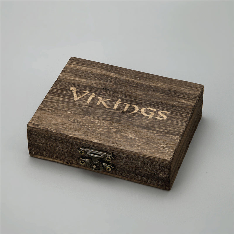 Load image into Gallery viewer, Vintage Solid Wood Box Personalized Necklaces Pendants Necklaces Bracelets And Other Gift Boxes

