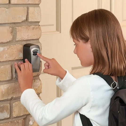 Flip-Top Ultra-Secure Key Safe Box: Plastic Key Storage – For Hotel, Emergency, Travel & Renovation Security Needs!