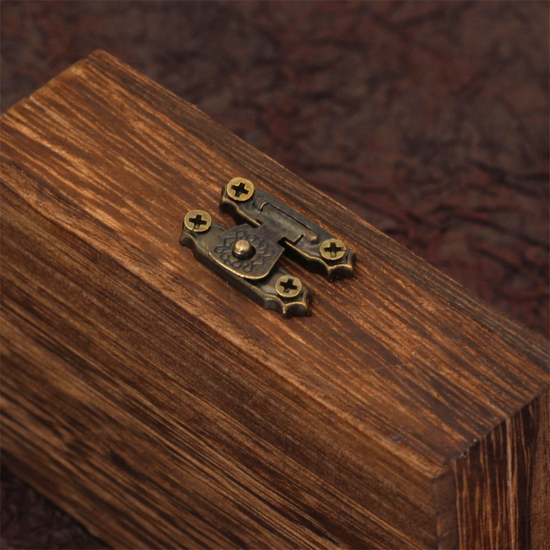 Load image into Gallery viewer, Vintage Solid Wood Box Personalized Necklaces Pendants Necklaces Bracelets And Other Gift Boxes

